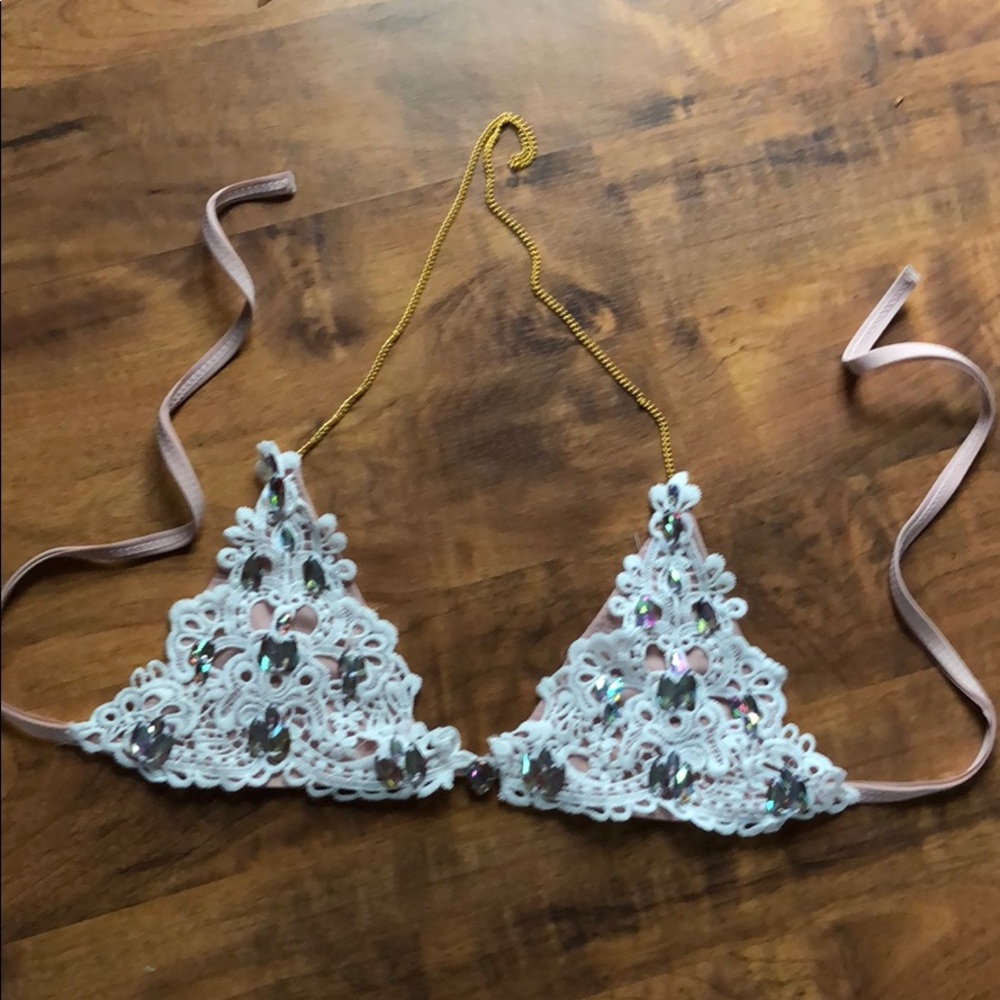 Foxy 5 ๐Fave! Blush Bling Sexy Lacy V Cut Bikini - Picture 4 of 5